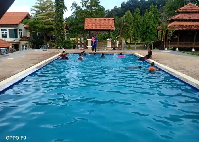Oyo Home 90745 Desa Balqis Beach Resort