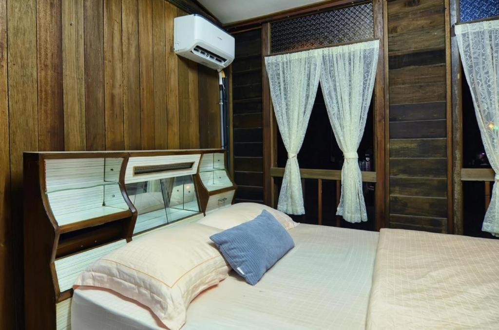 Oyo 90745 Desa Balqis Hotel Malacca