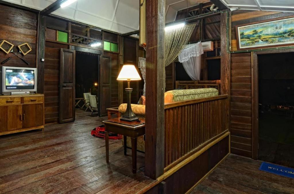 Hotel Oyo 90745 Desa Balqis 2*