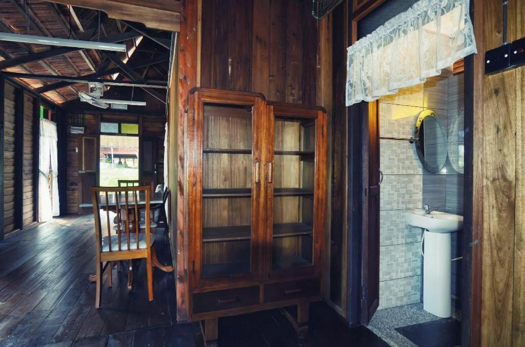 Oyo 90745 Desa Balqis Hotel Malacca